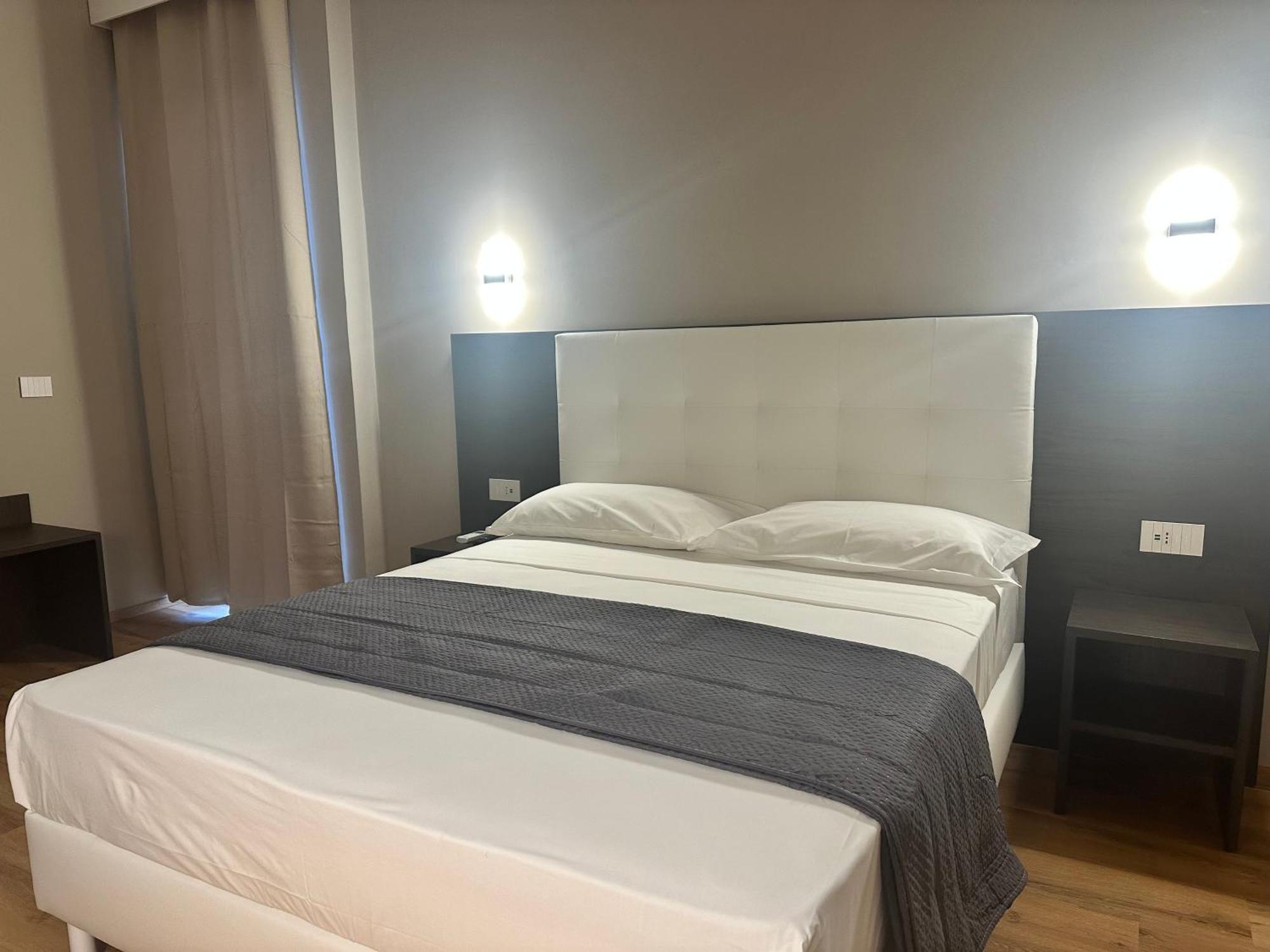 Sunset Guest House Reggio di Calabria Eksteriør billede